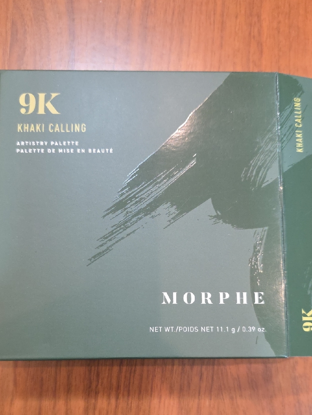 Morphe 9K Khaki Calling Artistry Palette - Deep Khaki with Gold Accents
